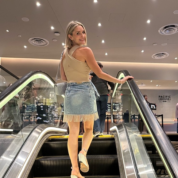 Meet your Posher, Genna - Picture 1 of 1